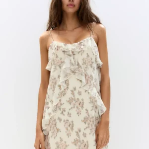 Short floral dress with ruffles