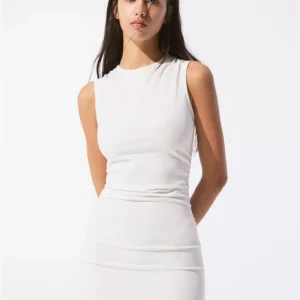Short sleeveless dress with gathering